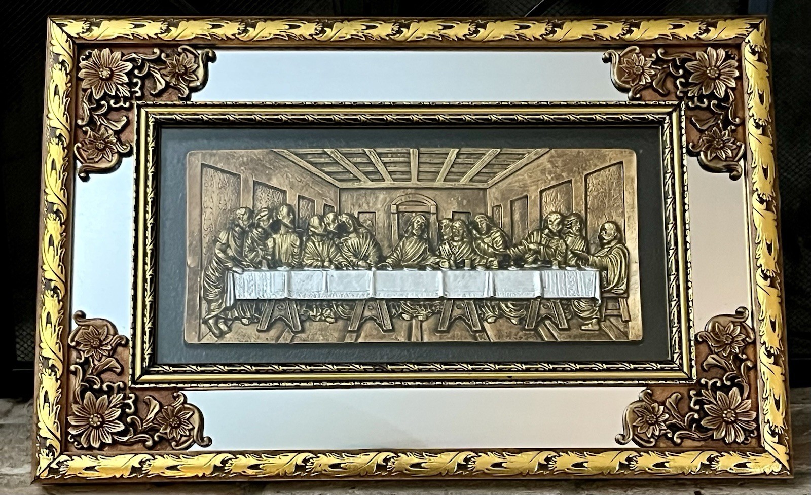 Vintage Mirrored Ornate Framed 3-D The Last Supper Wall Art 21”x13 1/2”