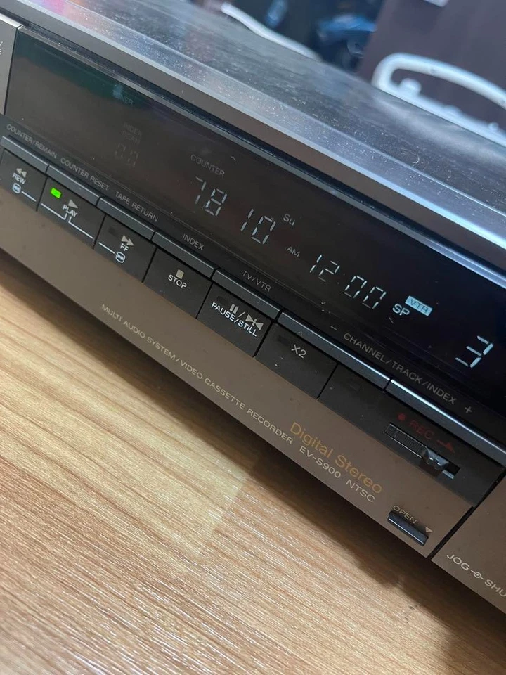 VIDEOREGISTRATORE SONY EV-S900 Hi8 8mm Video Deck AC100V 50/60Hz 30W - Immagine 3 di 4