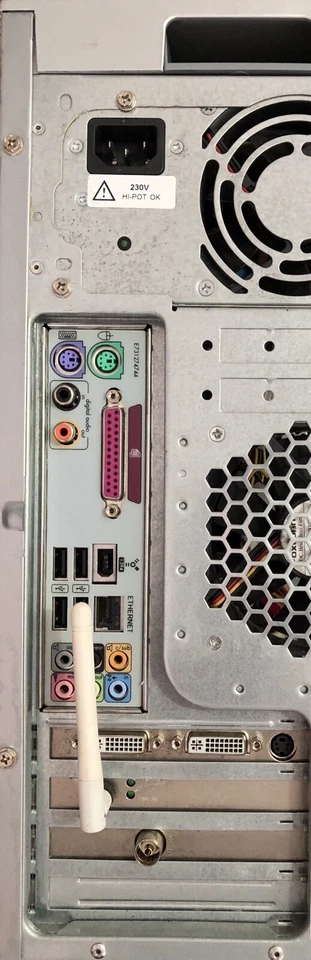 Hp Media Center Pc m7000 - Image 4 of 4