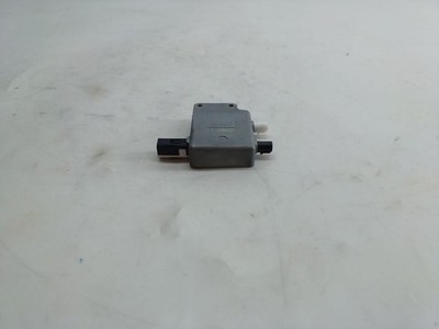 2015 MERCEDES A Class W176 1.5 Diesel FM Antenna Splitter Module A4638203789