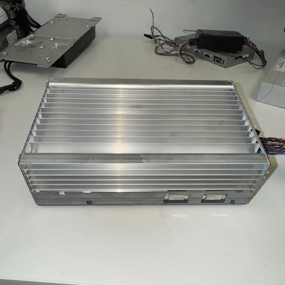 Amplificador de sonido de audio de alta fidelidad BMW X5 F15 F16 F85 F86 2014-2019 OEM 9321075 Foto 3 de 3