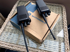 2 X MOTOROLA DP4400 DIGITAL TWO WAY RADIOS SECURITY:RETAIL:CONSTRUCTION:AVENTS: