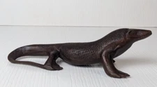 6" length Vintage Hand Carved Wooden Lizard Sculpture flawed