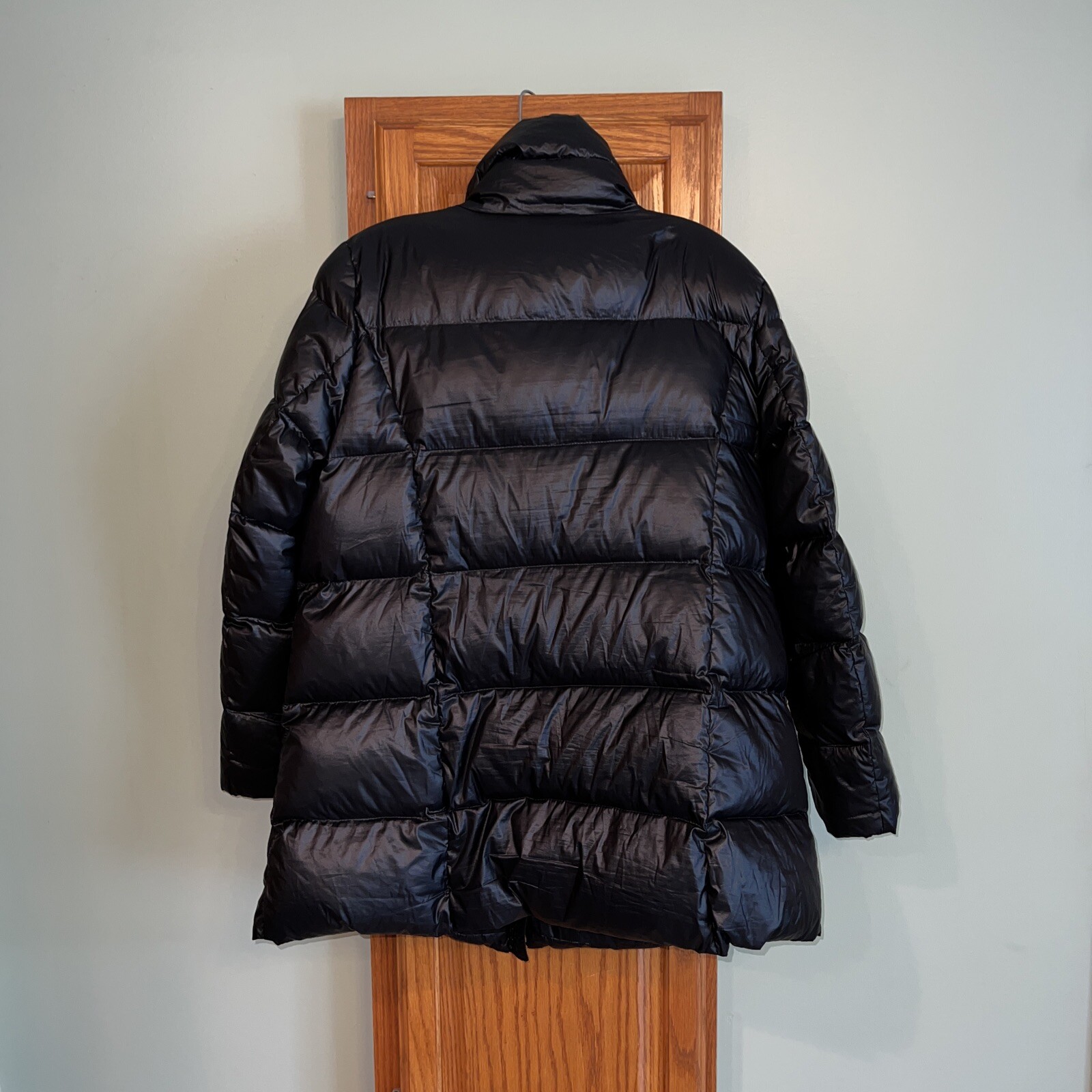 Lands End Mid Length down filled Coat Sz M/P 1012 RN 62830. Fantastic