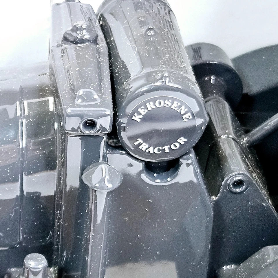 International 8-16 Kerosene Tractor Case IH Die Cast Metal Red USA Made 3+ Years - Image 3 of 4