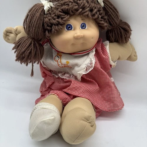 Vintage 1982 Cabbage Patch Kids Doll Coleco Yarn Hair Pigtails Giraffe Outfit
