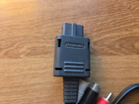 Nintendo S-Video Cable SHVC-009 N64 SNES Super Famicom GameCube Genuine official