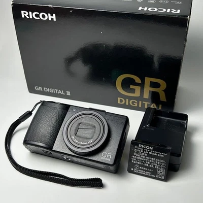 Ricoh GR DIGITAL III 10MP CCD Digital Camera Black Boxed Excellent From Japan - Image 1 of 4