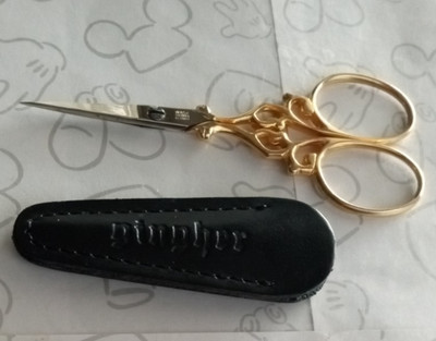 WASA Solingen 3 1/2 inch Filigree Embroidery Scissors Gold Tone Germany