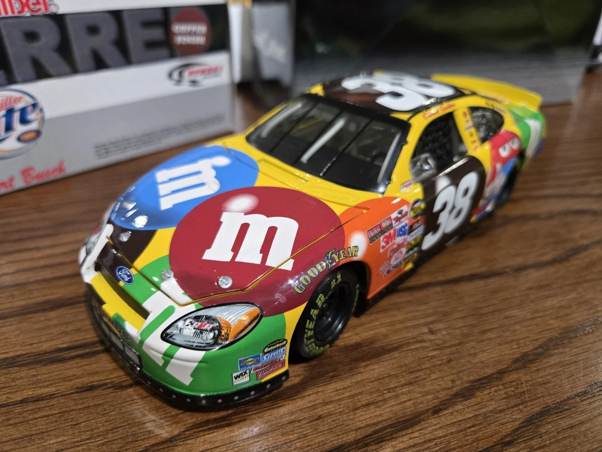 Elliott Sadler Diecast NASCAR 1:24 for sale | eBay