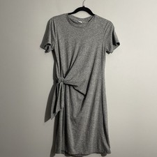 Gap Gray Side Tie Front Dress Women’s Size M Casual Midi Wrap Style Dress
