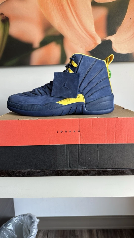 StockX Verified PSNY x Air Jordan 12 Para hombres Michigan PSNY PE Nuevo Talla 14 Foto 4 de 4