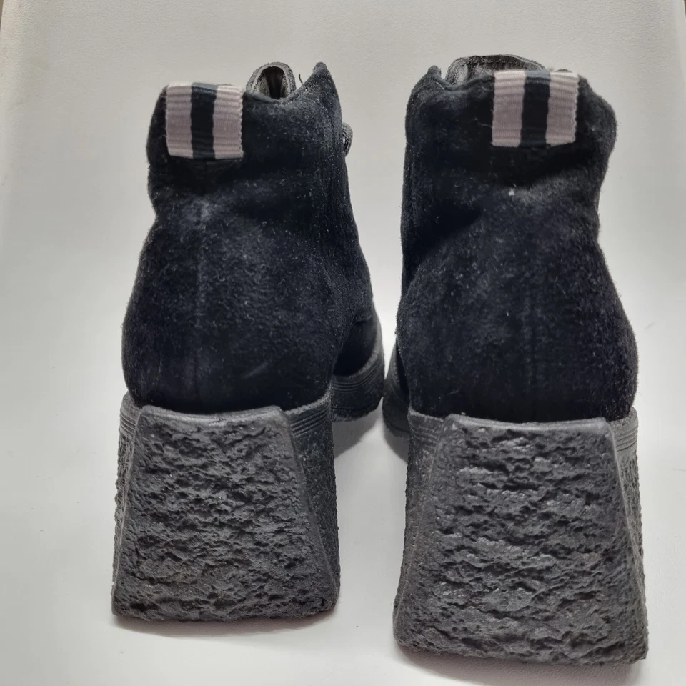 De Colección Hush Puppies Grueso Y2K Botines Gamuza Zapatilla Plataforma Negro Gótico Emo Talla 7.5 Foto 3 de 4