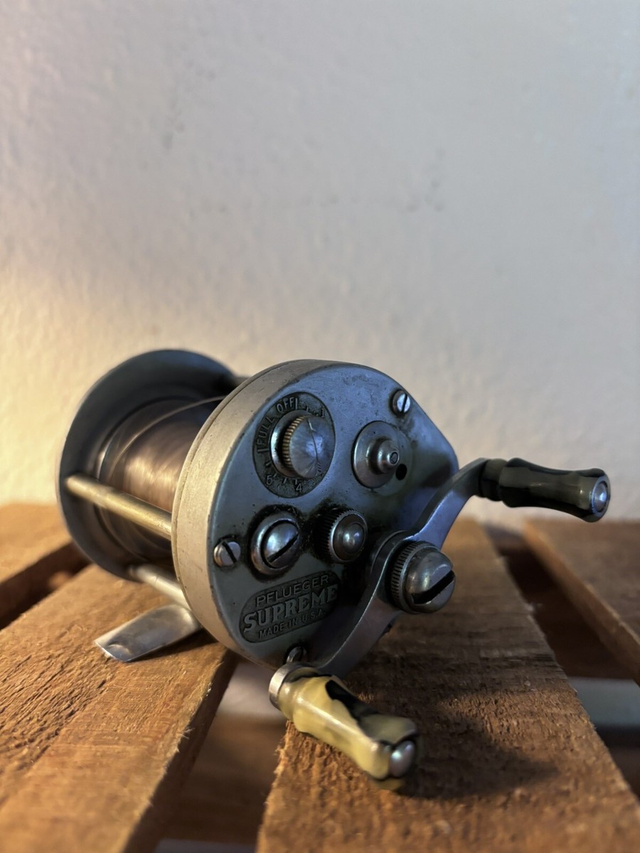 リール PFLUEGER SUPREME MADE IN USA VINTAGE PFLUEGER SUPREME FISHING REEL MADE IN THE USA
