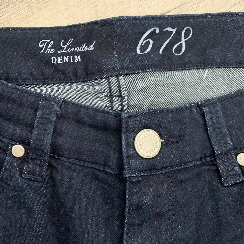 Pantalones de mezclilla The Limited para mujer talla 4 recortados 678 puños capri azul oscuro elásticos Foto 2 de 4