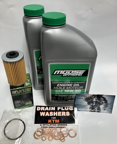 Honda Cyclemax Oil Change Kit for 2003-2009 VTX 1300 with Genuine 10W-40 Motor Oil