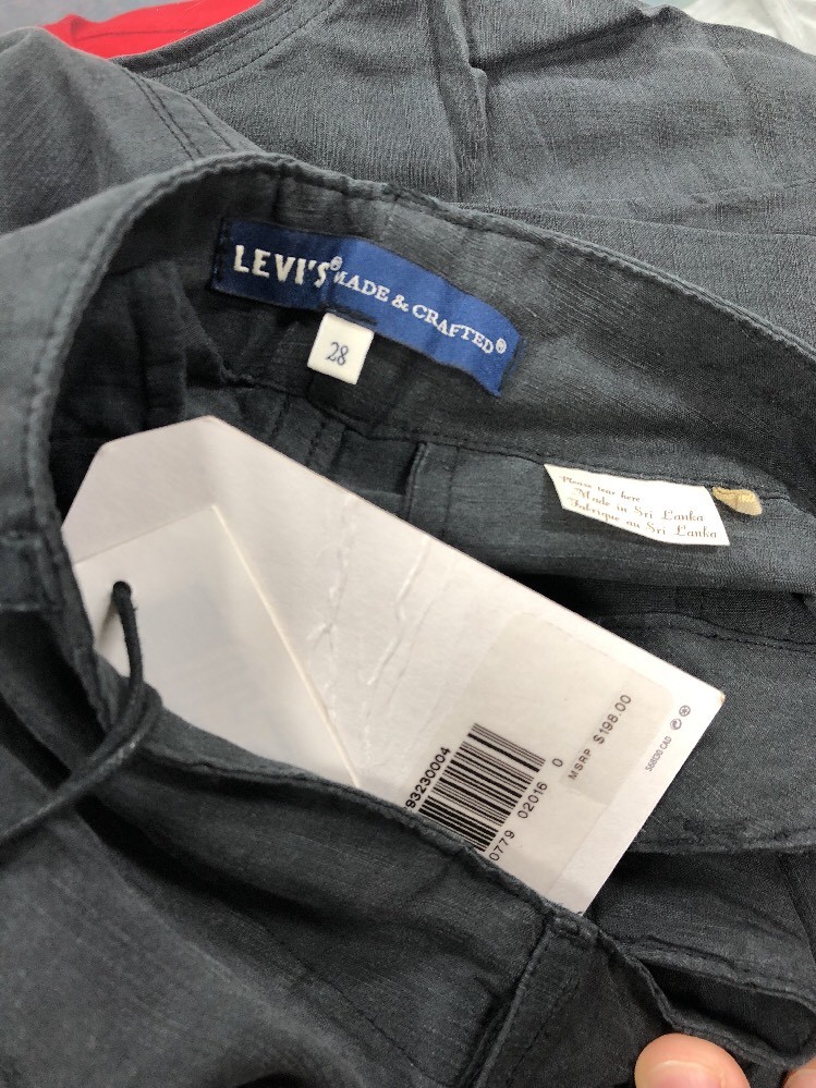 Levi's Linen Silk Pants Made & Crafted Crop in Charcoal RRP$198 image 7