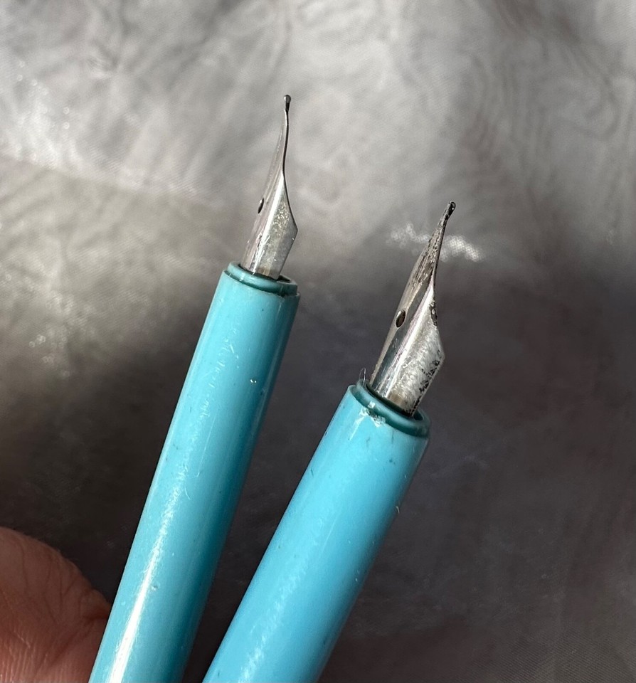 VINTAGE Dip Pens with Wing Flow Nibs 6 Mini Pen Holders eBay