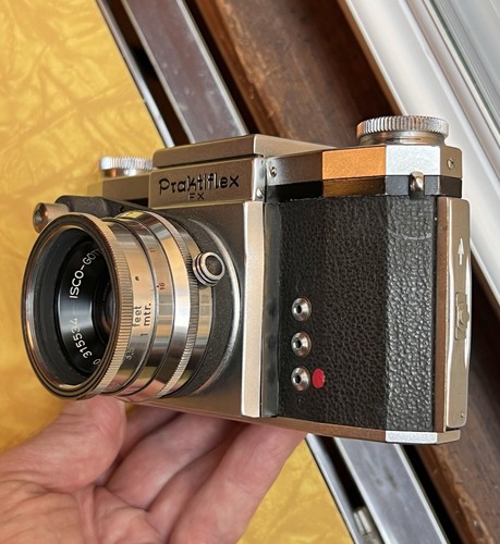 KW Praktiflex FX 35mm Film SLR Camera with Westagon f2 50mm Lens - Picture 11 of 18