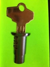 NEW Lock & Key set BEST QUALITY Gumball Candy Toy Nut Bulk Vending Machine