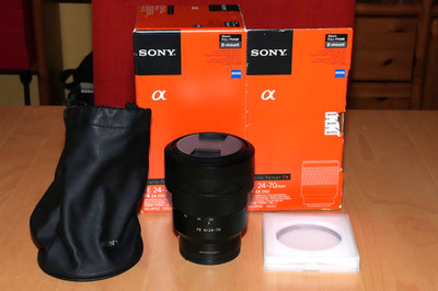 SONY Zeiss SEL2470Z Vario-Tessar FE 24-70mm f/4.0 ZA OSS