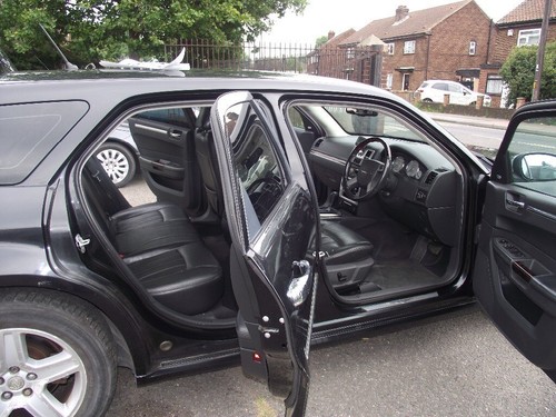 2008 Chrysler 300C CRD AUTO. Estate Diesel Automatic - Picture 13 of 20