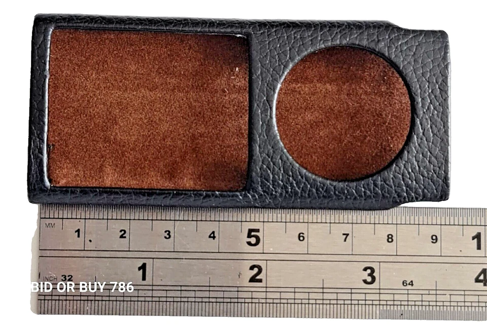 GEAR4  Hypro™ Air Ipod Nano Case With Leather Finish  Hard Plastic Black & Tan - Image 2 of 4