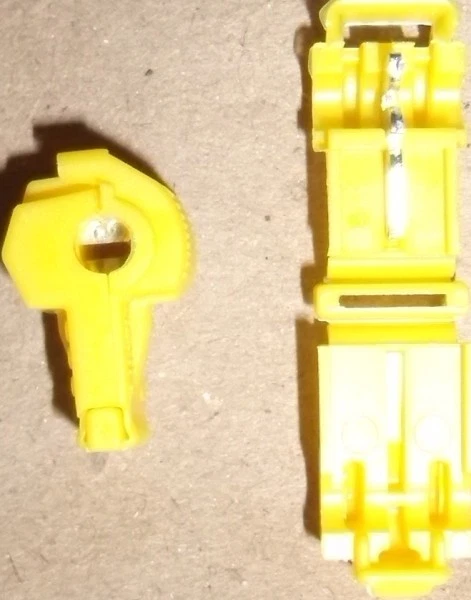 (25) 3M T-TAP Quick Wire Connectors Yellow 12-10 Gauge 953 Car Audio Terminals - Image 2 of 3