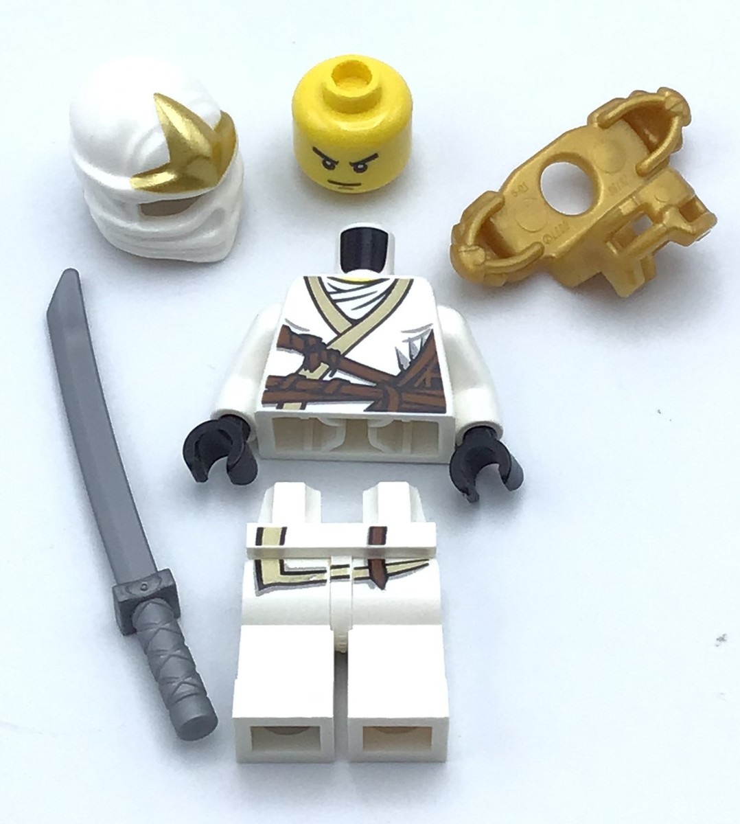 金具　サンプル LEGO - Zane ZX - Ninjago Minifigure w/ shoulder armor & sword new