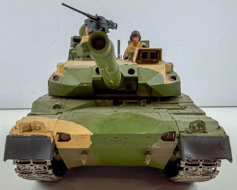 Built South Korean K2 Black Panther 1:35 Modern Tank Display Model w/ Crew - Image 3 of 4