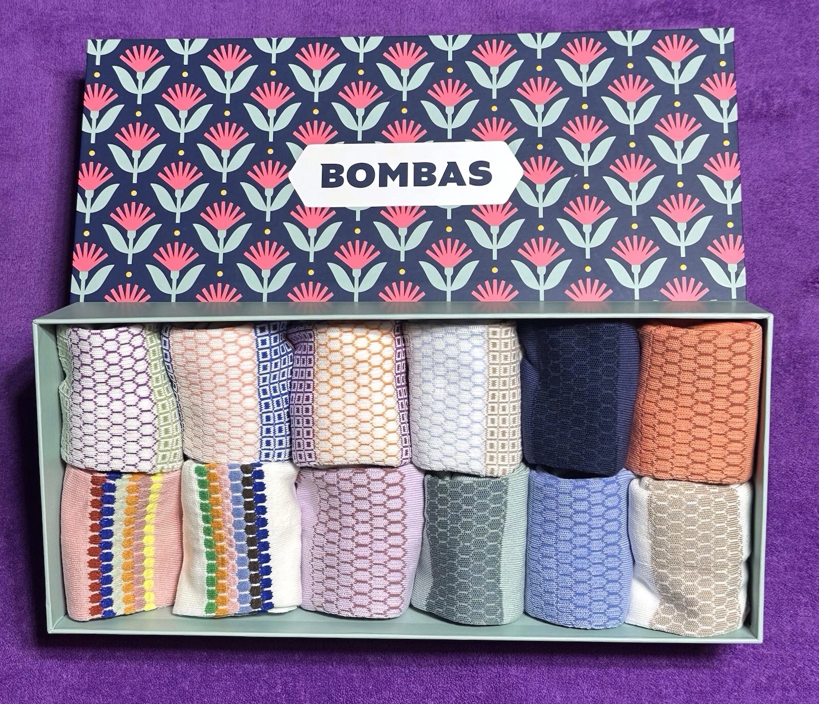 Bombas Women's Lightweight Ankle Socks 12-Pack Gift Box Size Medium 8-10.5