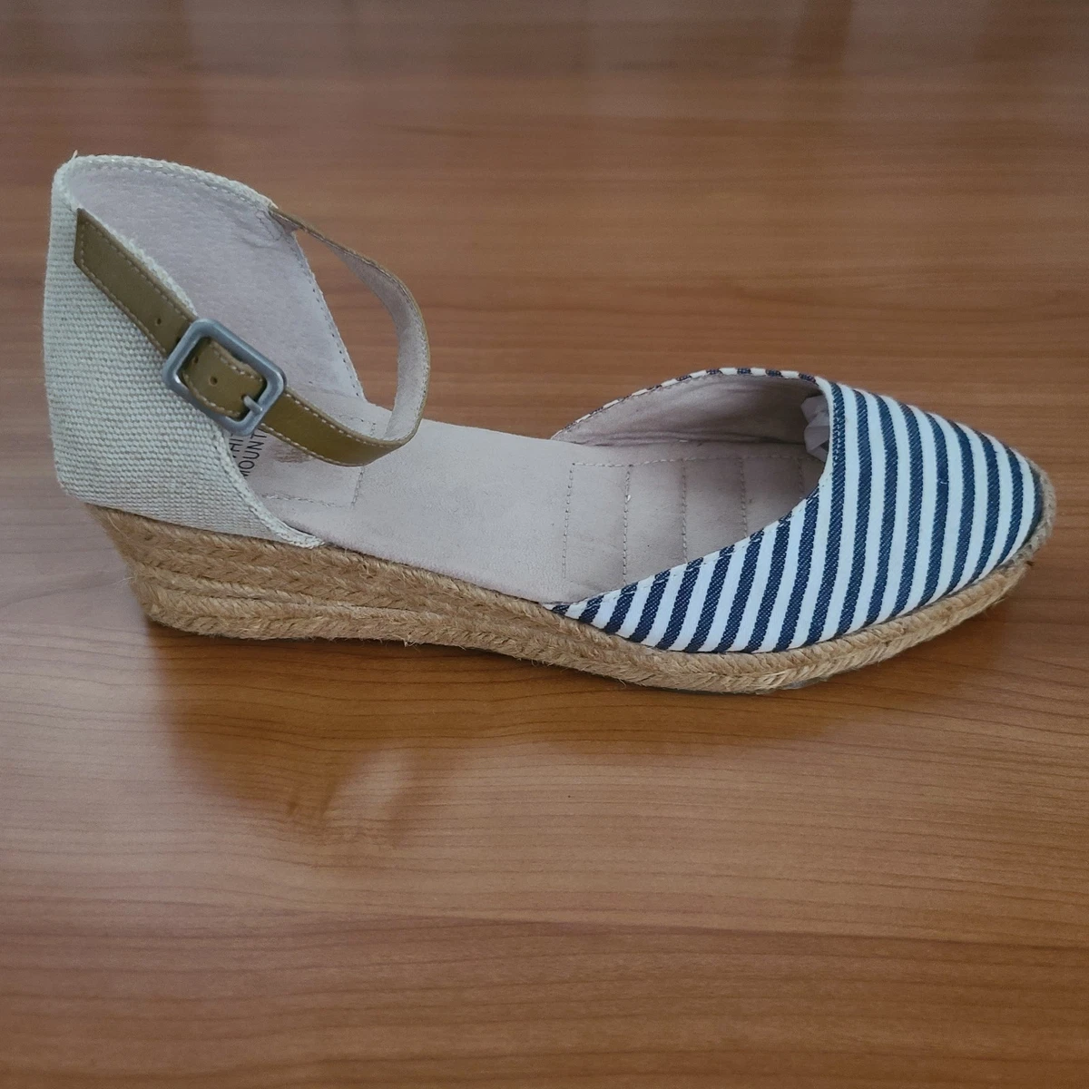 White Mountain Striped Wedge Sandals for Women for sale | eBay display picture 1