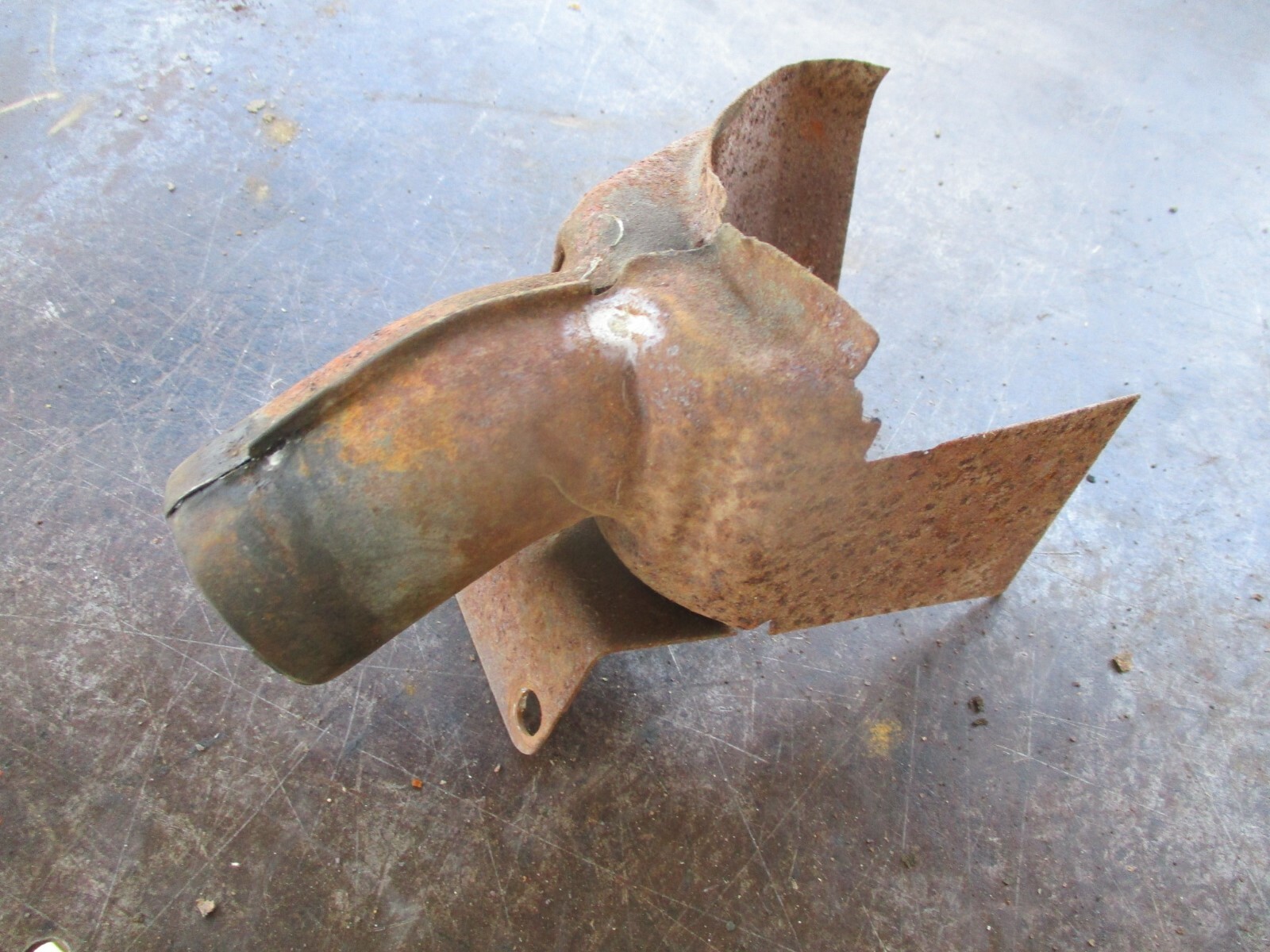 6776 MOPAR A BODY 225 SLANT 6 INTAKE HEAT RISER EXHAUST MANIFOLD HEAT