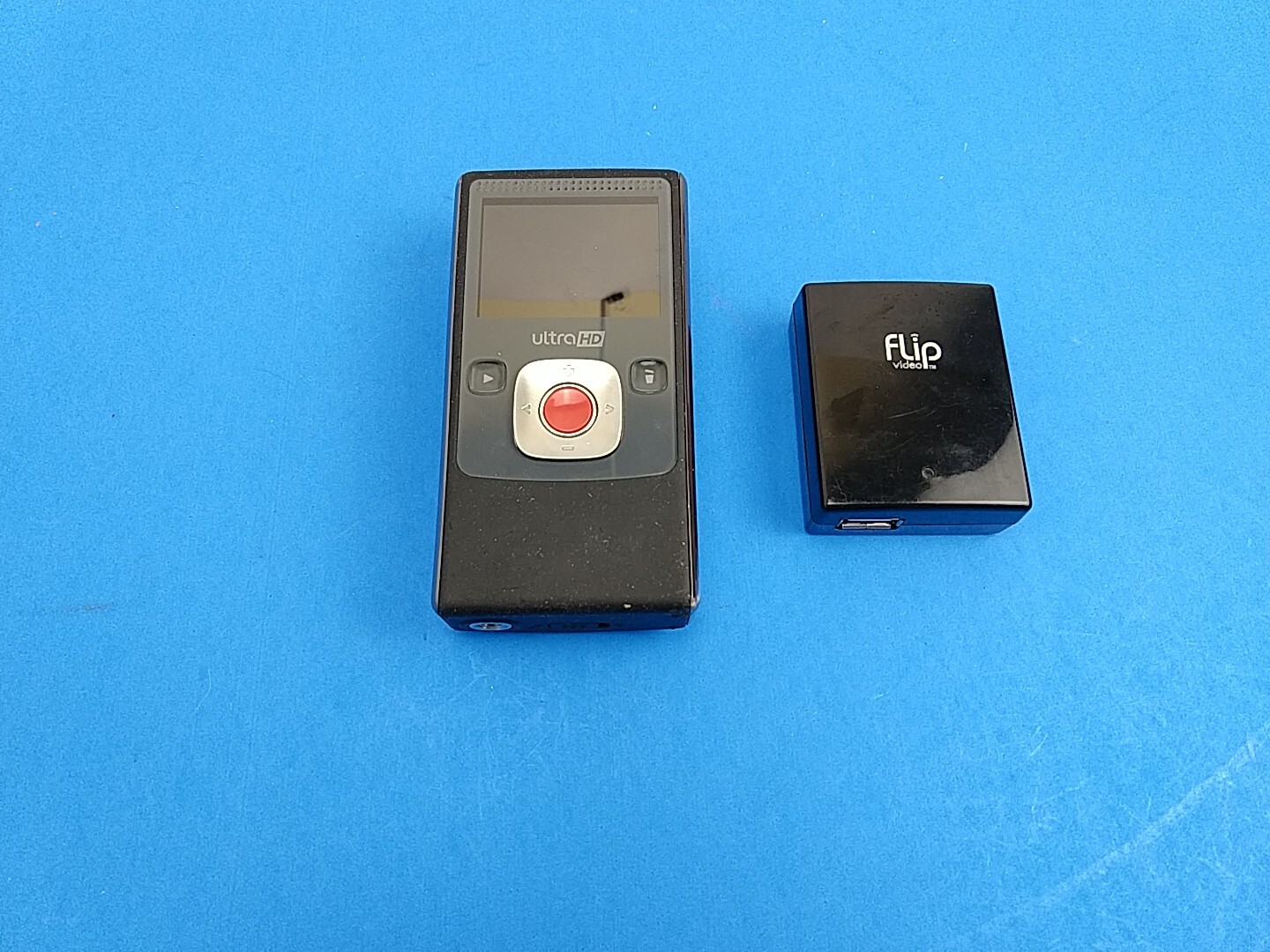 Flip Ultra HD Video Camera 2nd Gen U2120b Needs Battery eBay