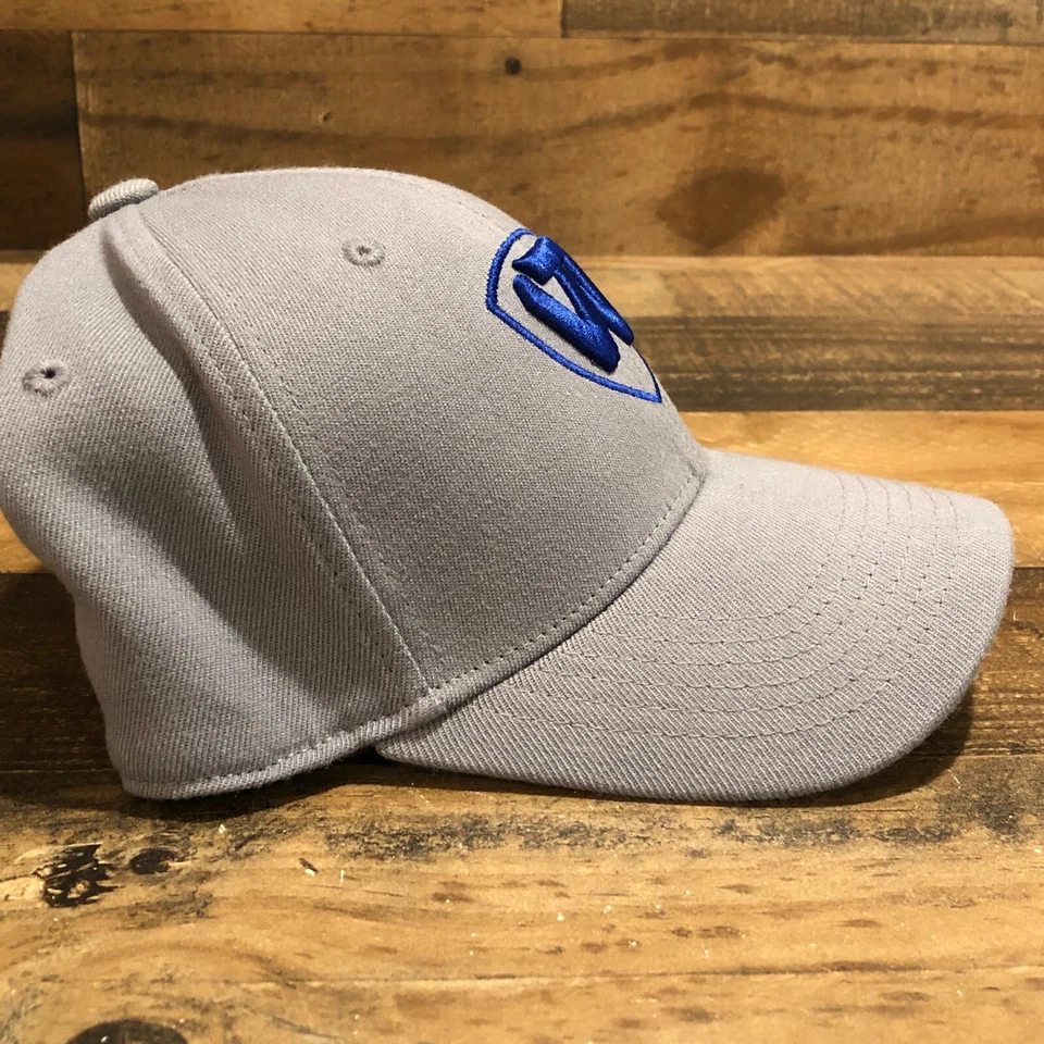 Gorra Top Of The World ajustada para hombre grande extra grande gris azul logotipo de la marca Foto 3 de 4