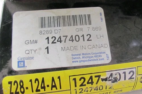 NOS GM 12474012 LH Front Bumper Impact Bar Bracket w/ Bolt 1999-2006 Trucks