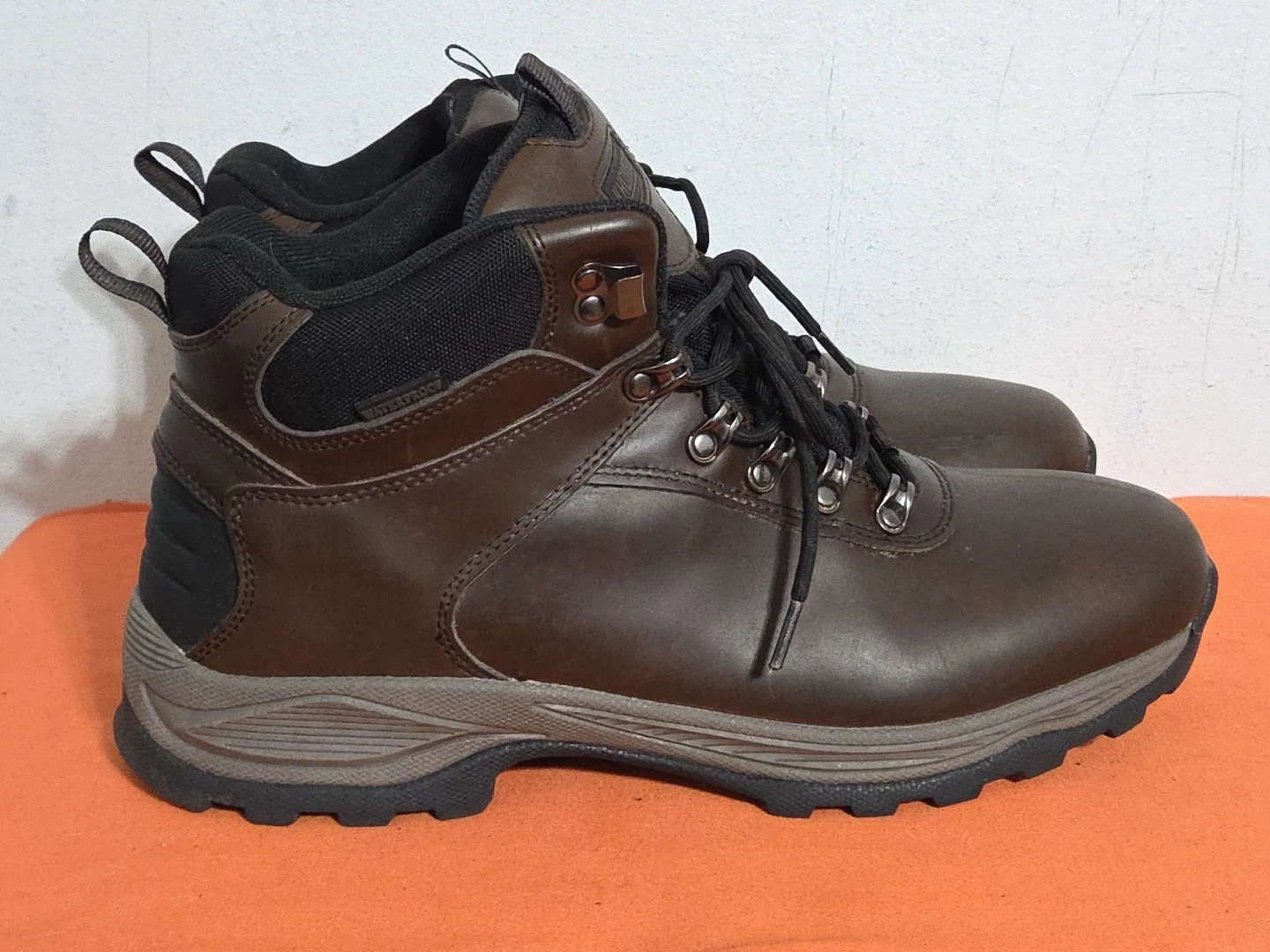 Khombu Mens Ravine Hiking Boots Size 13M Brown Leather 3M Thinsulate