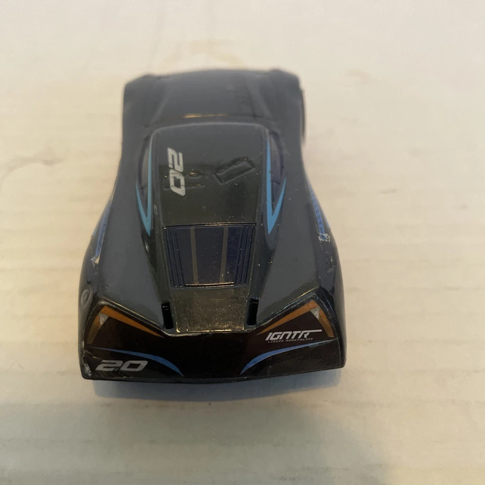 Coche de película Disney Pixar Cars Jackson Storm DXV34 1:43 rollos genial es rápido Foto 4 de 4