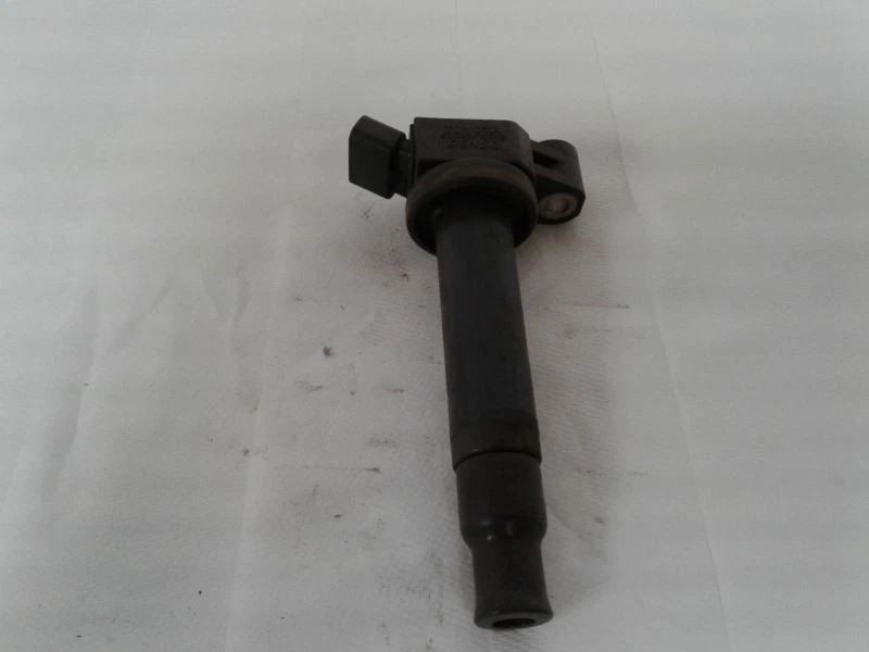 Coil/Ignitor Coil 6 Cylinder 1MZFE Engine Fits 02-06 CAMRY 643478 - Image 2 of 3