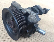 Range Rover L322 V8 4.4 Genuine Power Steering Pump Servo Power Steering Pump QVB000110