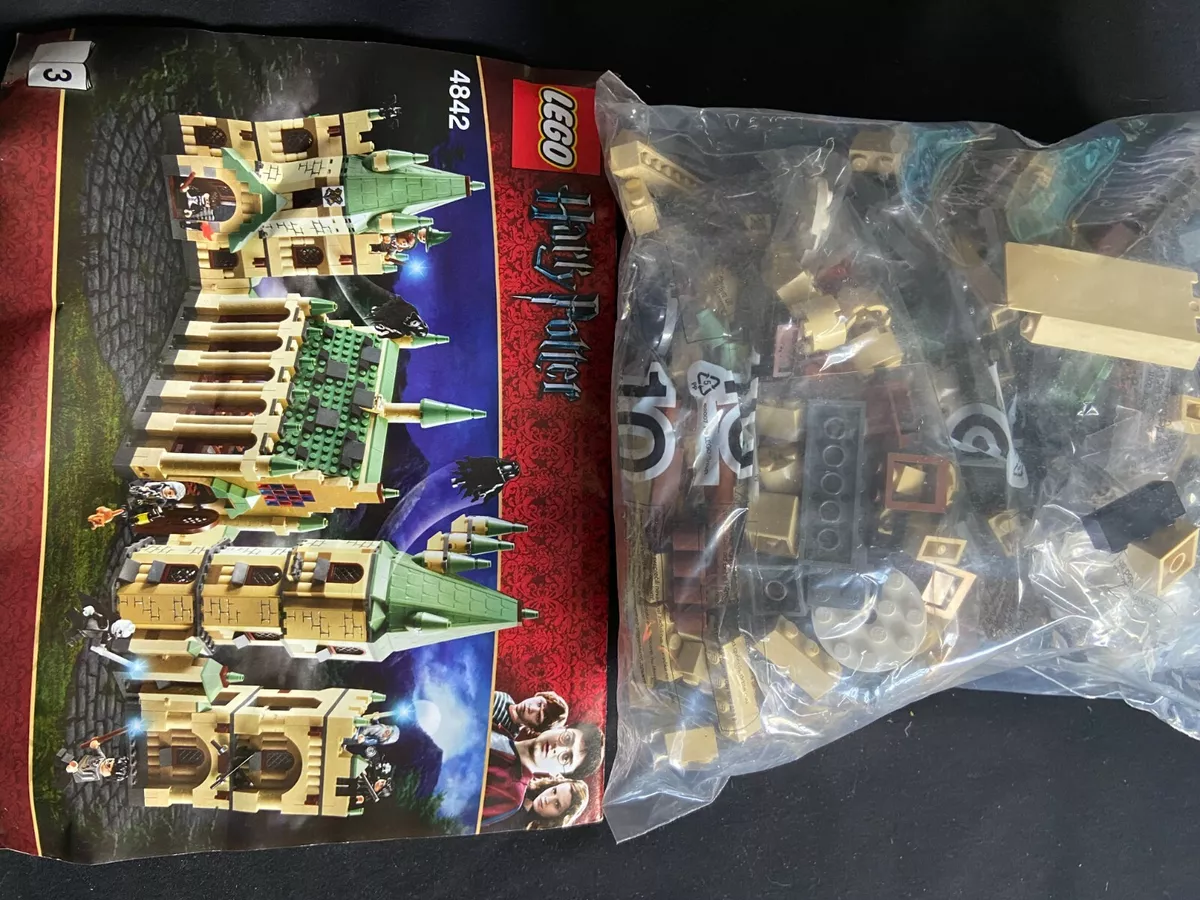 LEGO Harry Potter Hogwart's Castle 4842 (Discontinued by manufacturer)