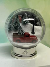 Bath & Body Works Red Truck Holiday Snowglobe Nightlight Wallflowers Plug