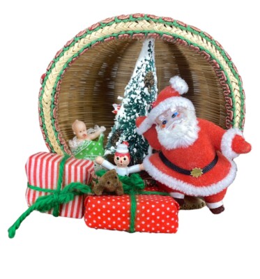 Vintage Christmas Santa Diorama Wicker Tree Present Baby Kitsch Nutcracker Decor