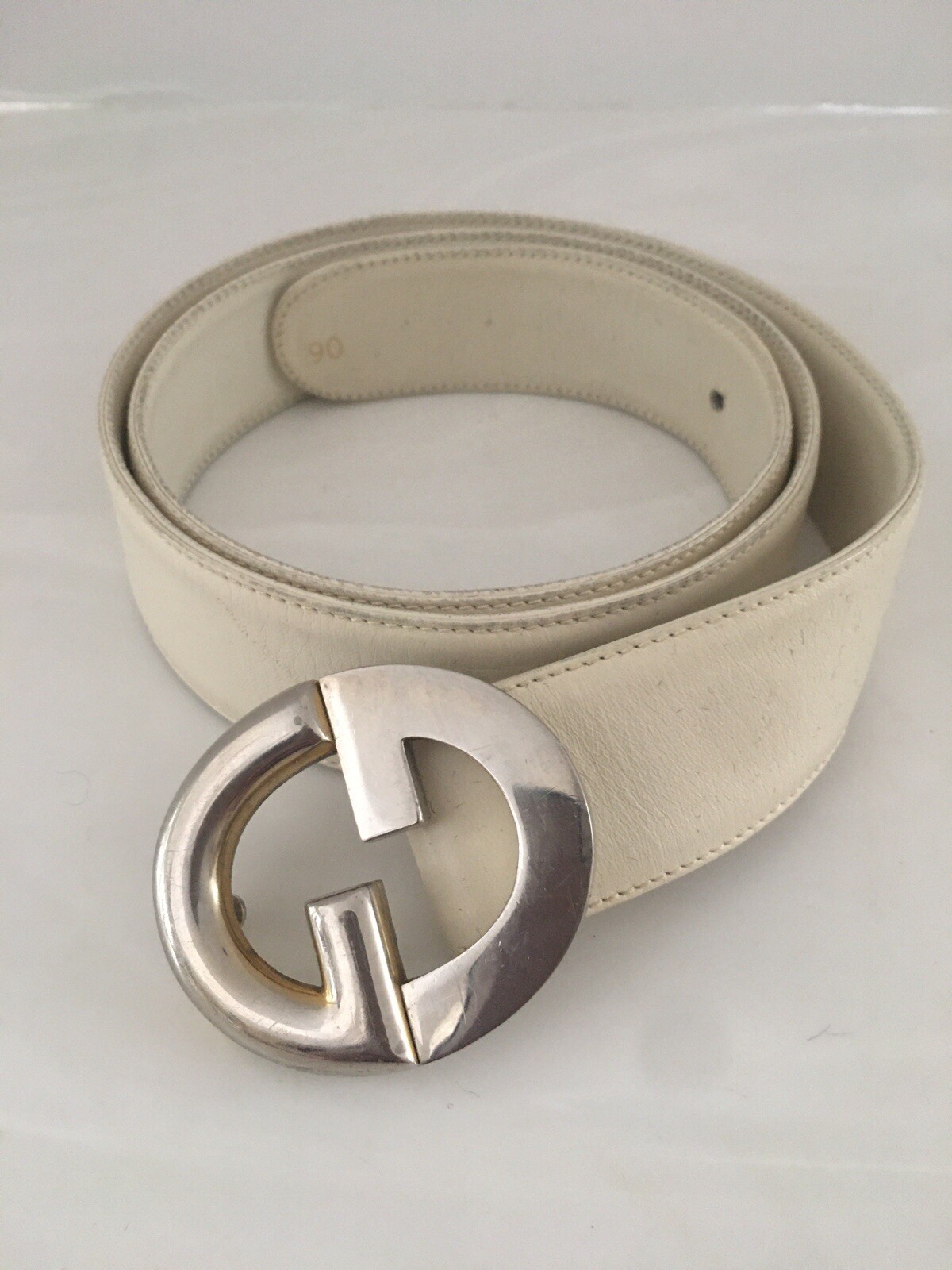 gucci belt italy