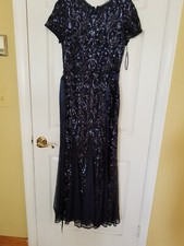 Lovely R M Richards Navy Party Gown Dress Size 6P