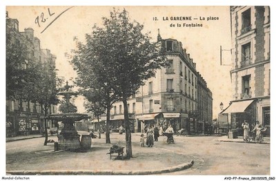 AYOP7-0654-92 - die Warren - Der Platz Der Brunnen