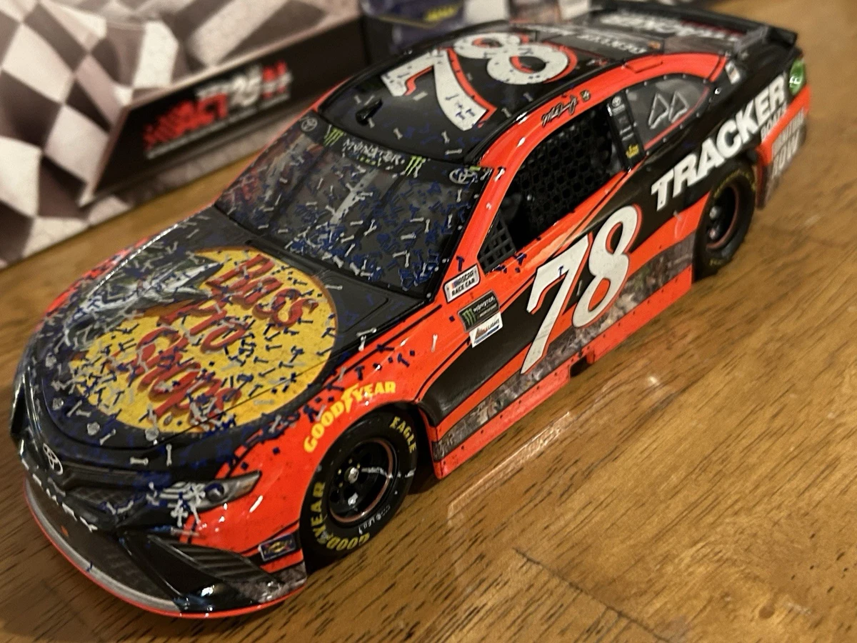 NASCAR 1/24カムリ 初制覇記念限定品　送料込み Toyota Diecast NASCAR 1:24 for sale | eBay