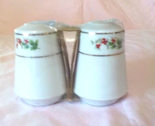 Royal Norfolk “RNF15” Holly & Berries Gold Rim Salt & Pepper Shakers- NEW