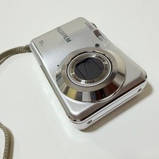 FUJIFILM FinePix AX300 Compact Digital Camera Excellent Condition