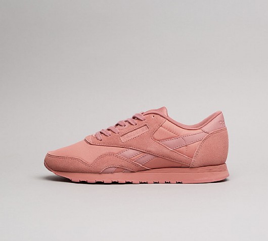 Womens Reebok Classic Nylon Sandy pink Trainer Womens Reebok Classic Nylon Sandy pink Trainer